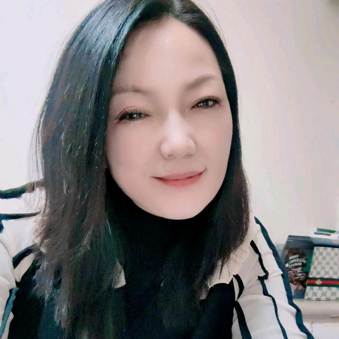 幸福的小姐姐