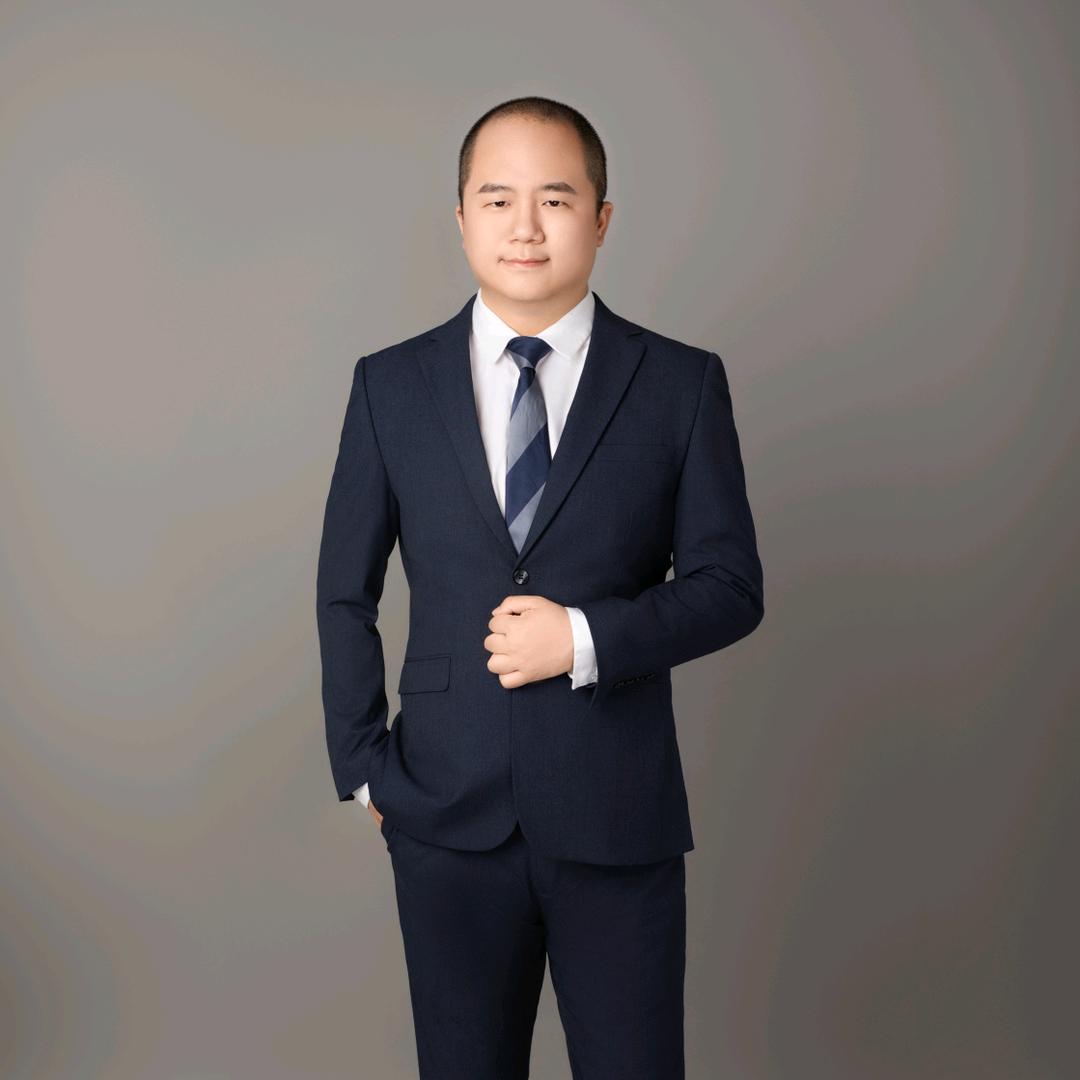 万志超律师