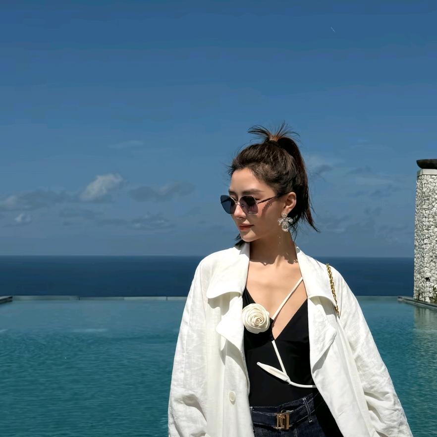 FOREVERCAN小纯（穿搭分享）