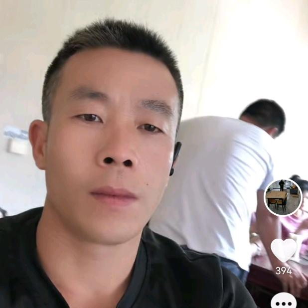 刘住（衣架，灯，厨卫电器）