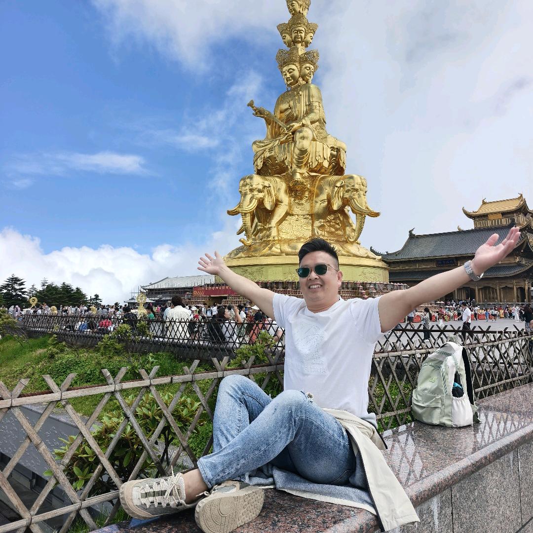 大足陈二哥（小面侦探，梭遍巷子卡卡角角）
