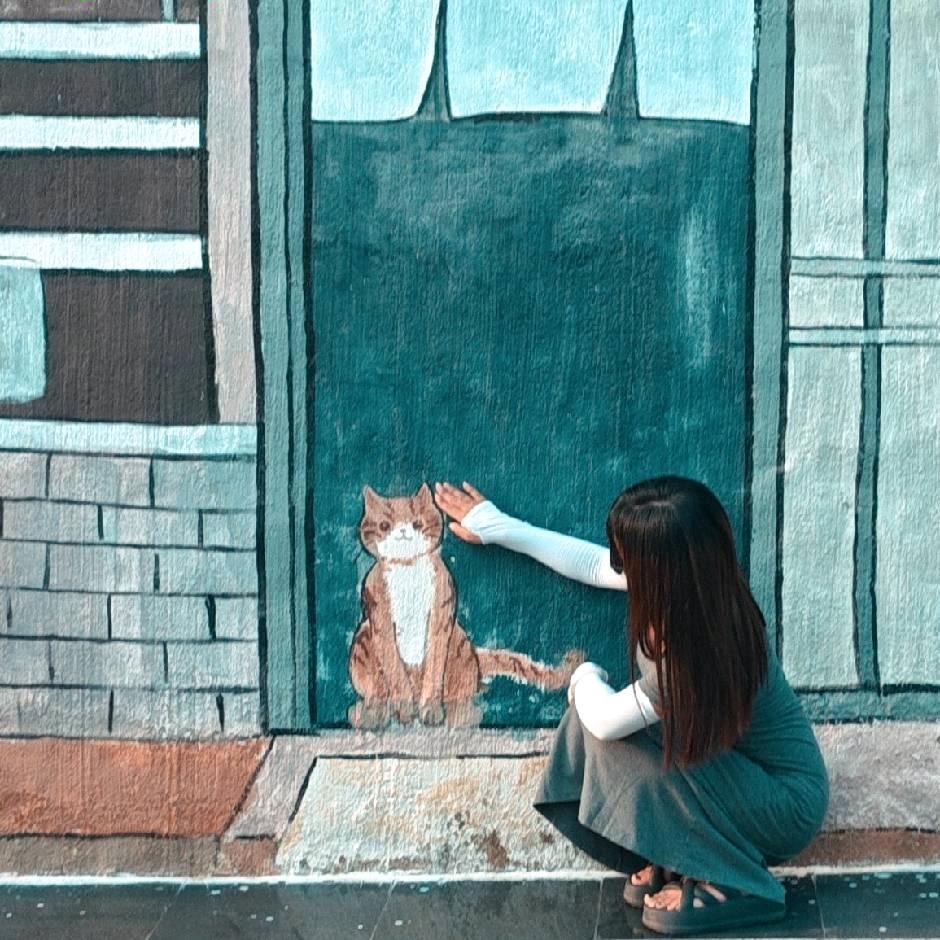 𝓤𝓷𝓻𝓮𝓺𝓾.