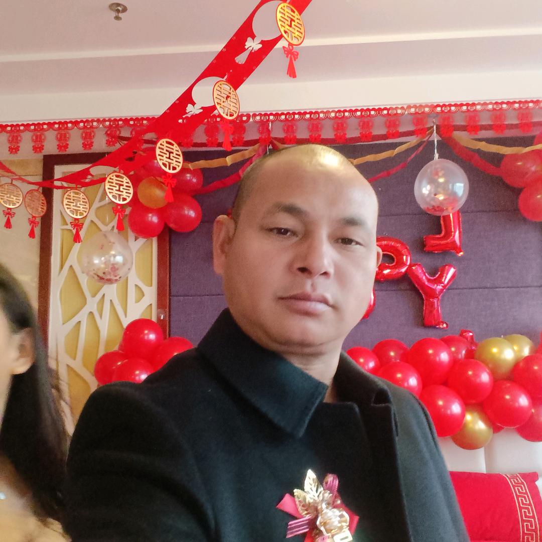 老梁，唢呐，礼炮