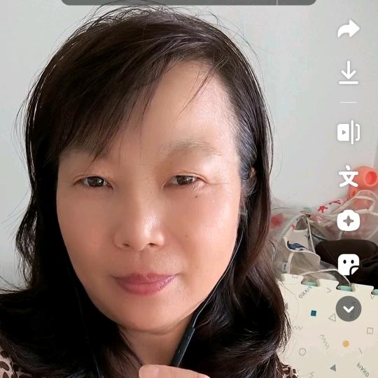 雅丽.