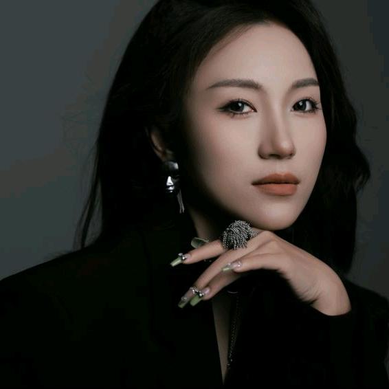 心理色彩疗愈师唐誉瑞