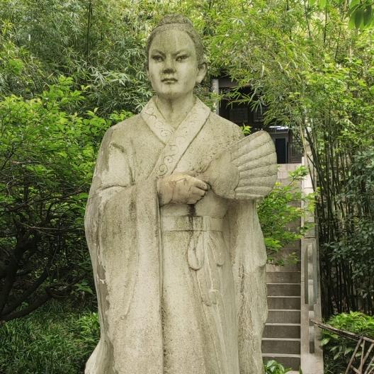 快快乐乐一辈子