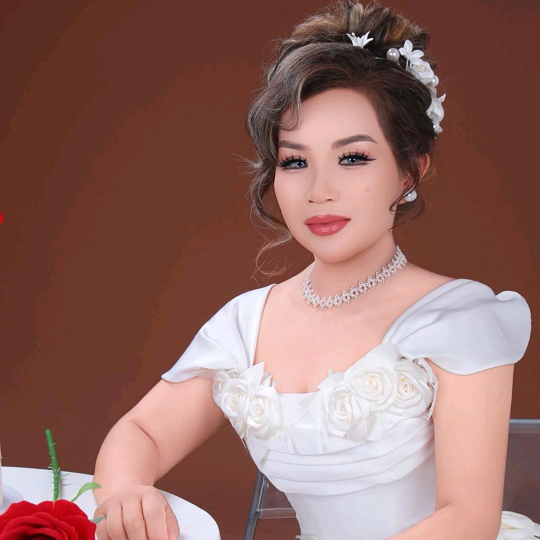 阿瓦古丽化妆师💅