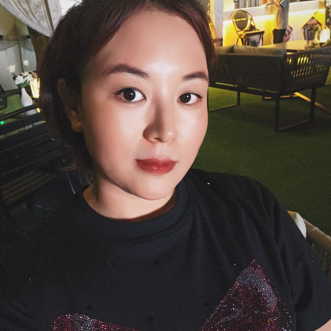 微微妮妮儿