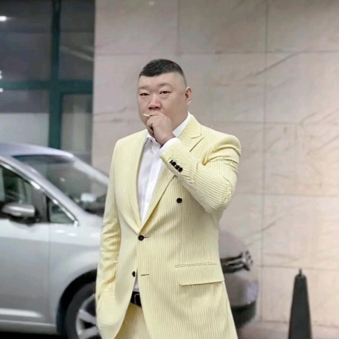 ღº疯闫峰语ོ🕷