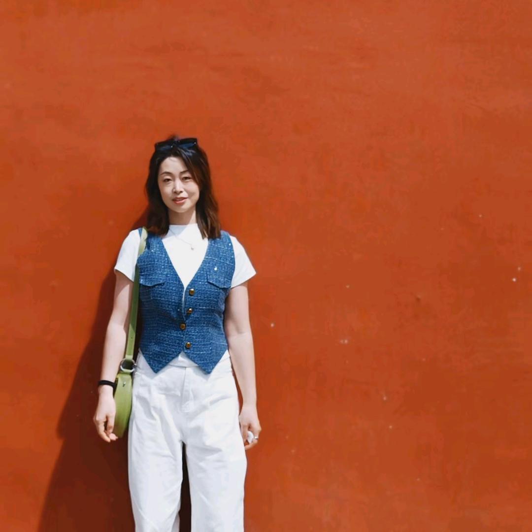 BELLA🧚🏼‍♀️燕子