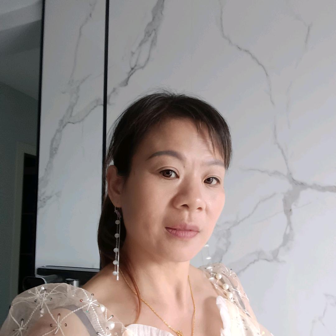 开荒保洁二妹