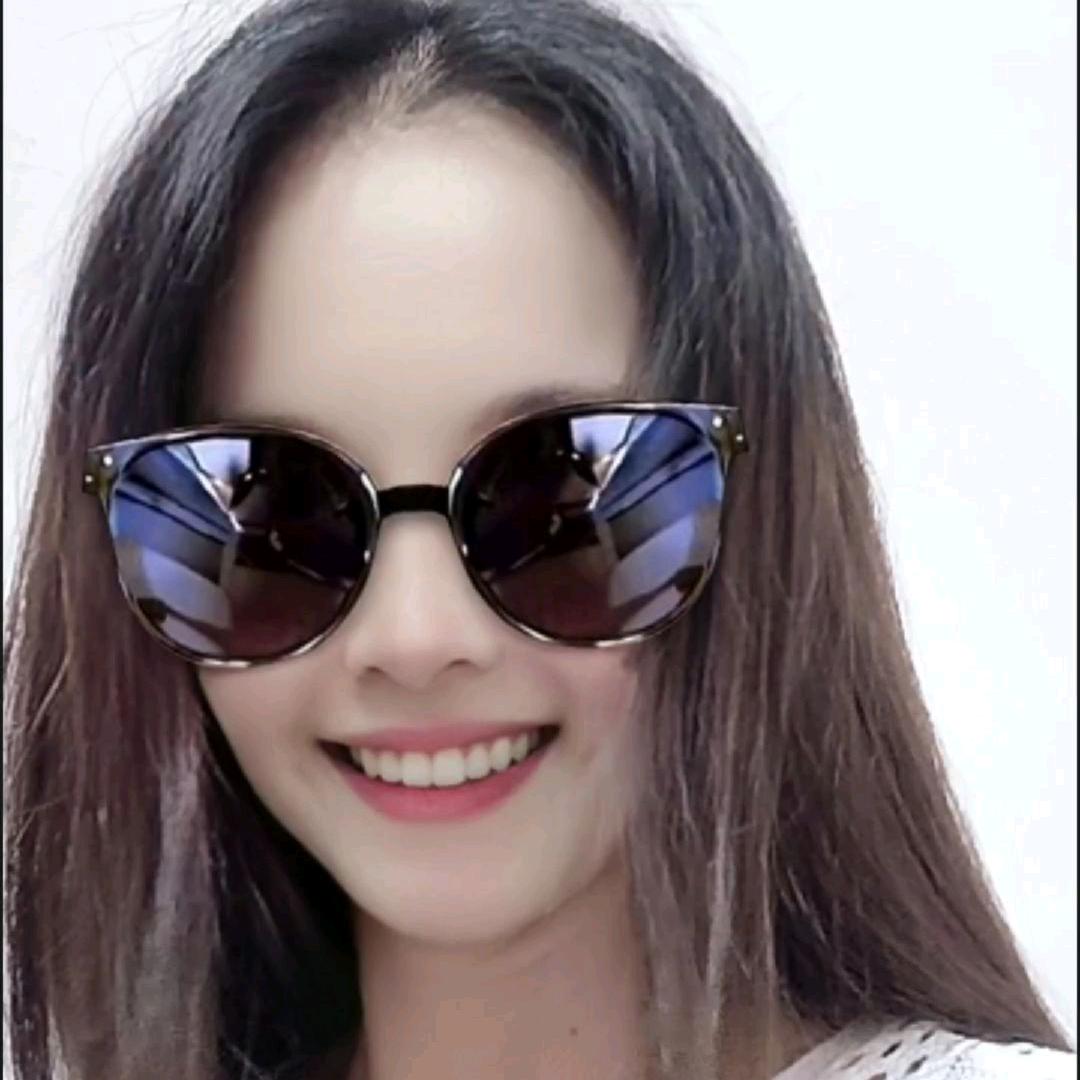 @广东峡天下伍微微一笑