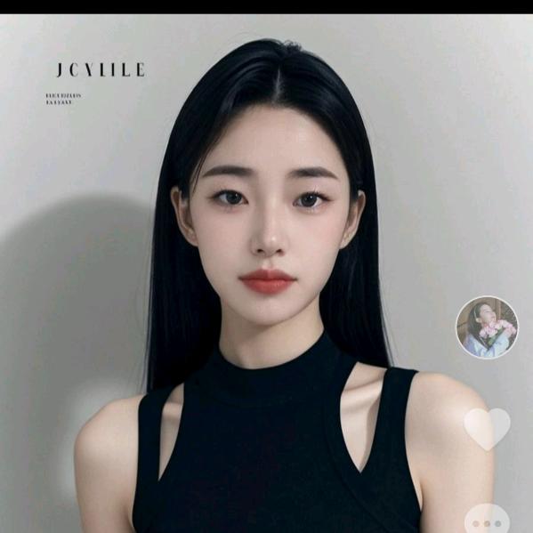 佳佳。