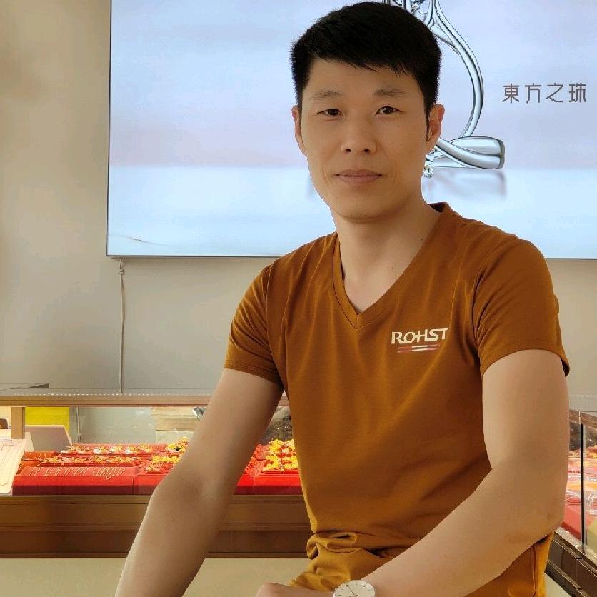 界首，城隍庙银楼。