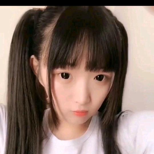 双马尾玉兔妹妹刘艺宁
