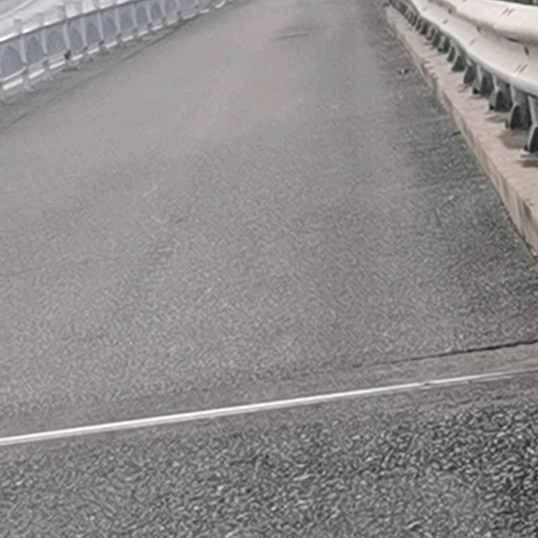 人机。