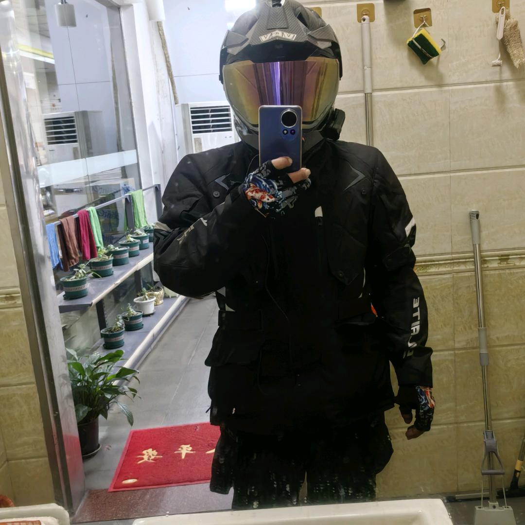 钓鱼人
