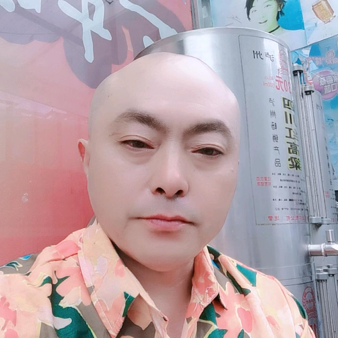 彭逸扣（滨海蔡桥人）