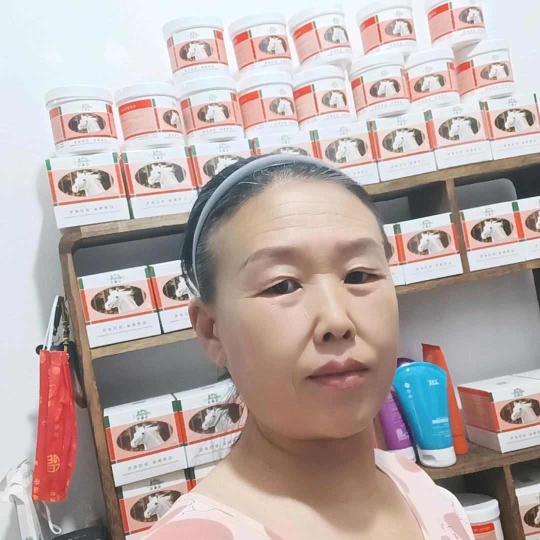 马栗乐邓姐好交朋友