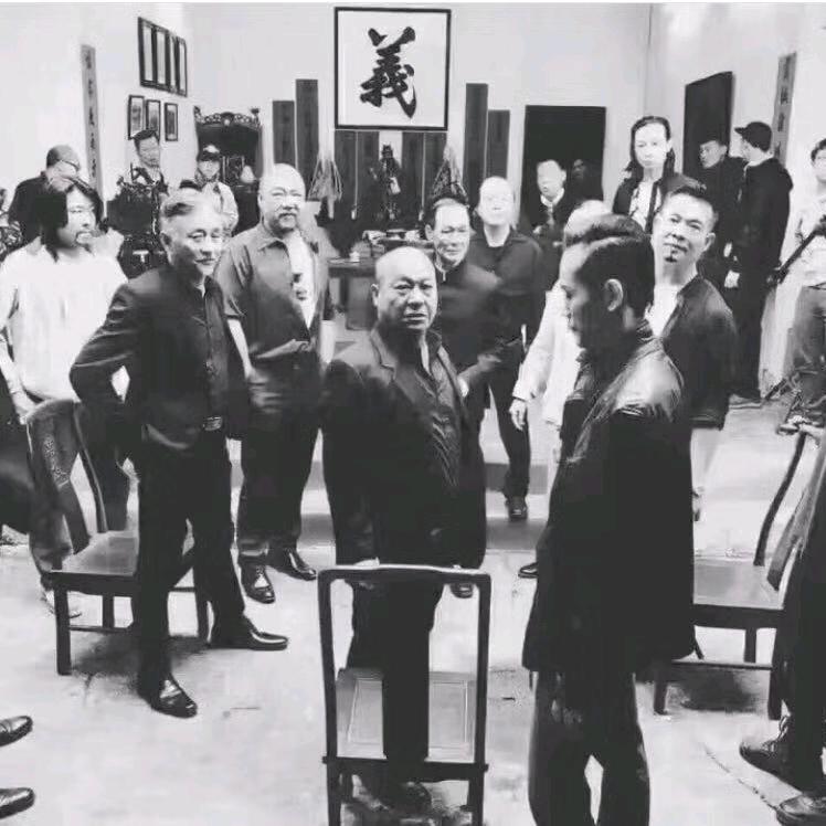 -   🇨🇳