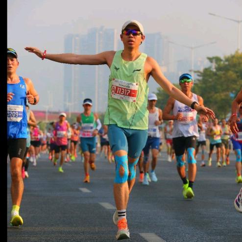 王一又跑崩了