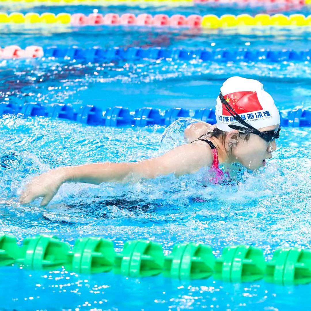 麻城恒温游泳馆