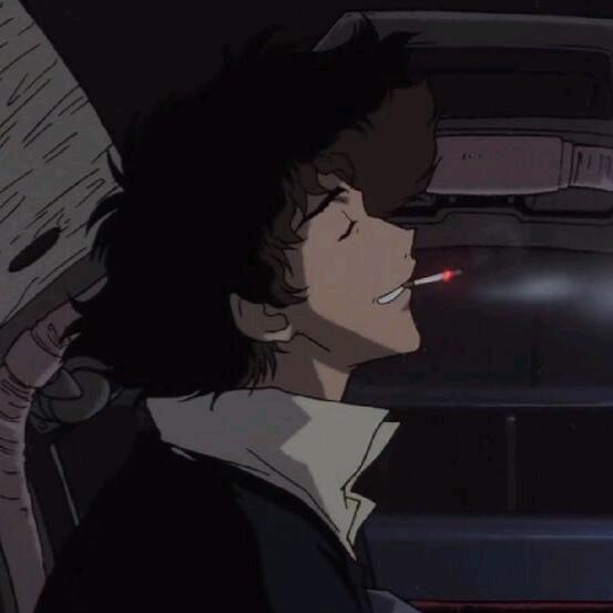 往后一步退至众人身后