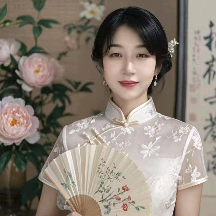 鸿运穿搭