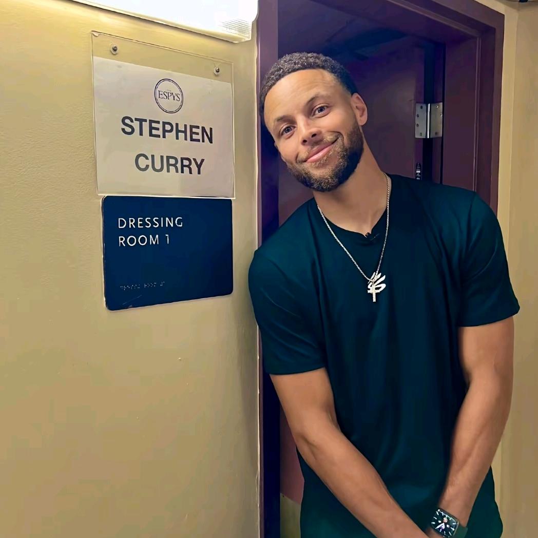 小男孩不女孩吧