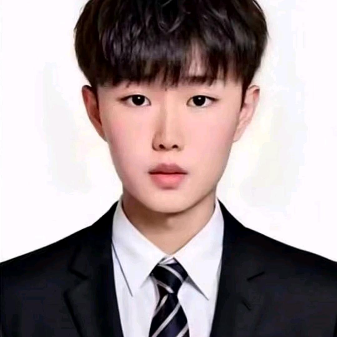 ── 展开11条回复 ⌵