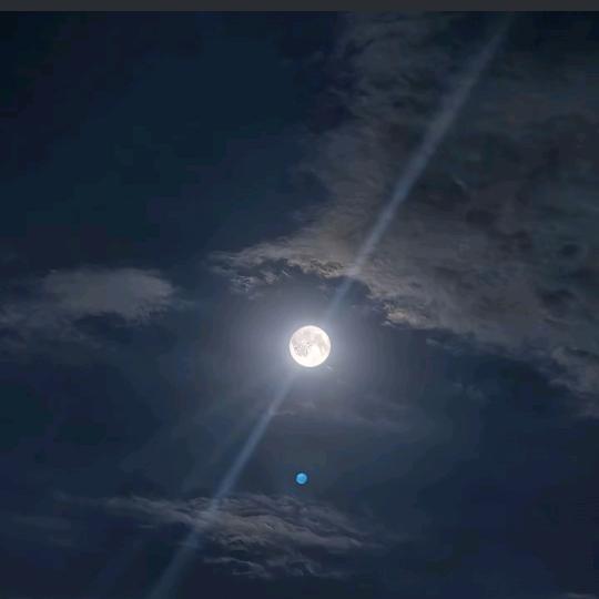 㜂꧁ ꧂孞