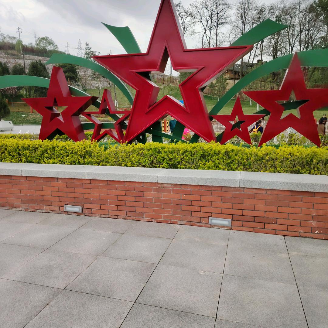 不如笑着放手