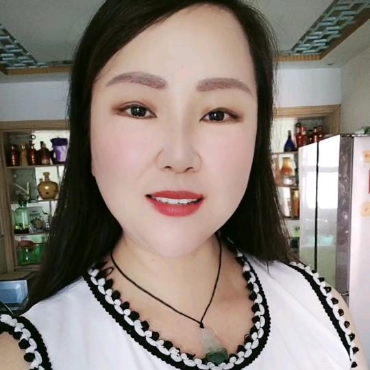 铿锵玫瑰🌹