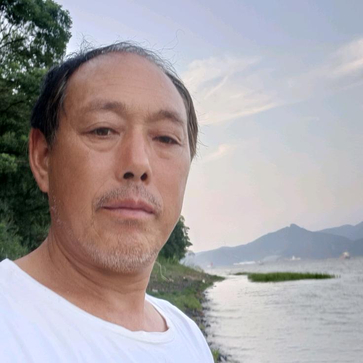 男神