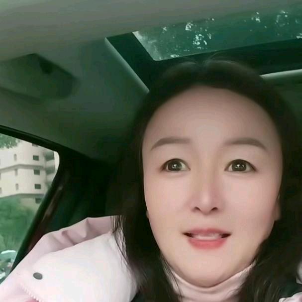 关注大姐大3
