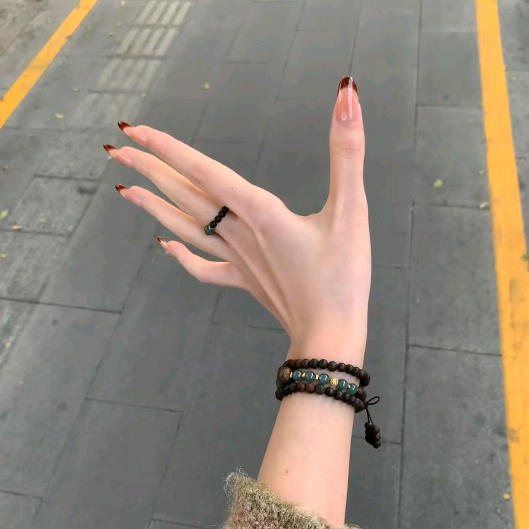 l . z