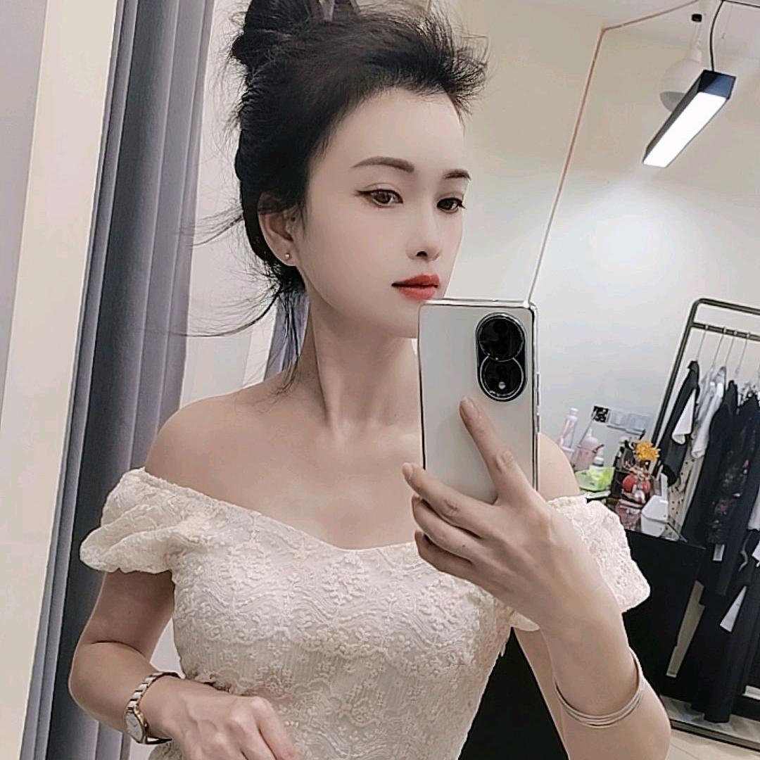 霸气总裁萱姐