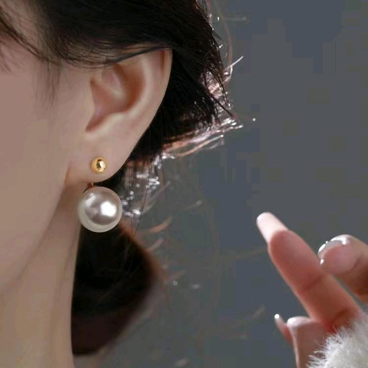 莯奕