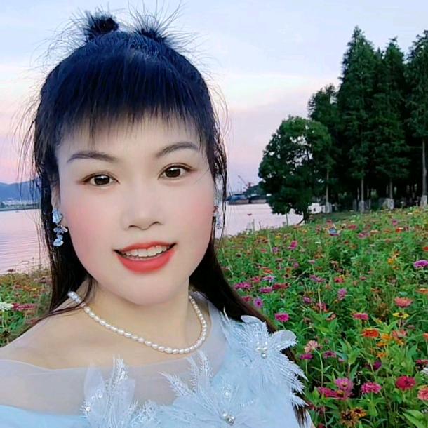 开心吖💞