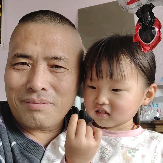 古月水美城《高空作业》