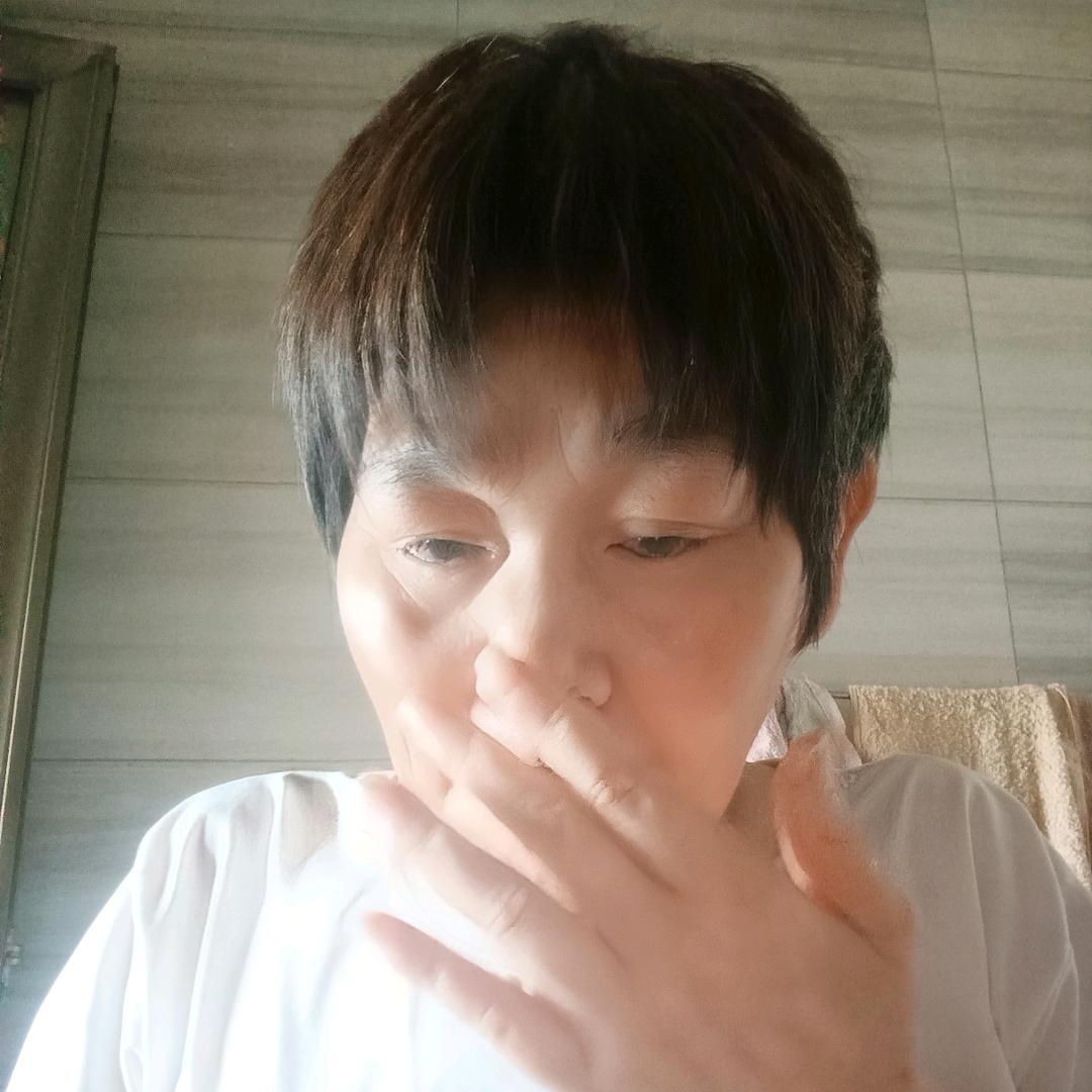 陈陈姐，大号🎤每天不定时开播