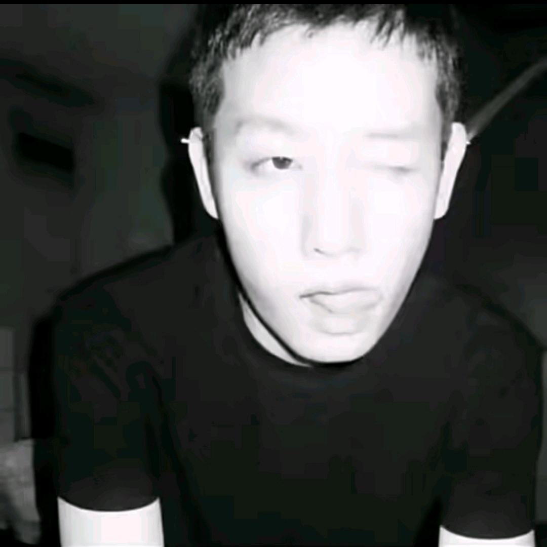 ￴ ￴ ￴￴￴￴ ￴￴ ￴￴