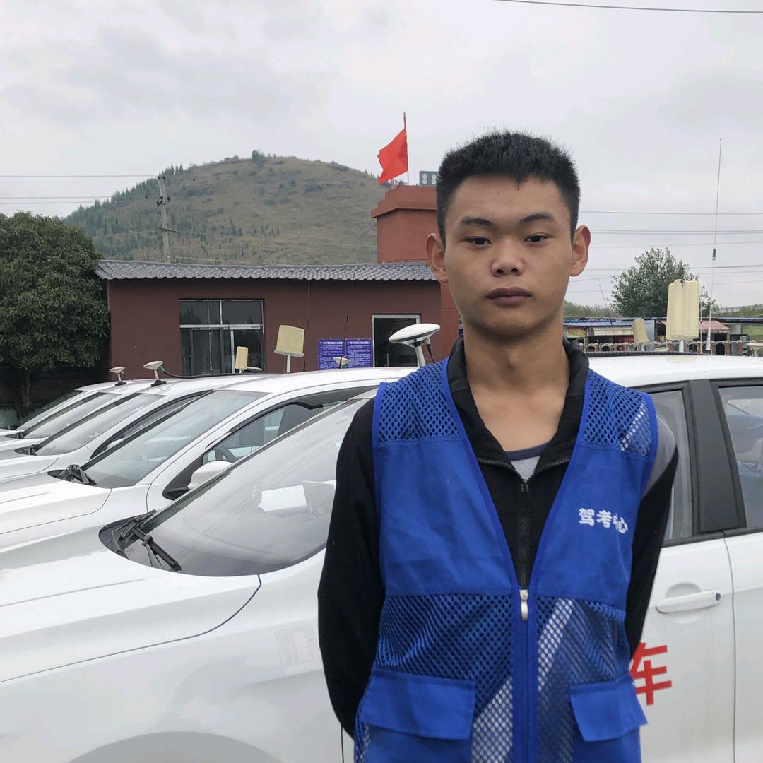安顺驾校杜老师