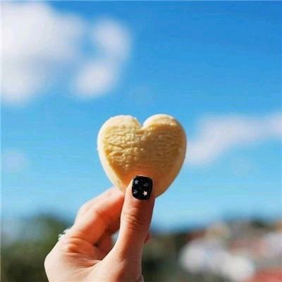 格子衫的小寂寞