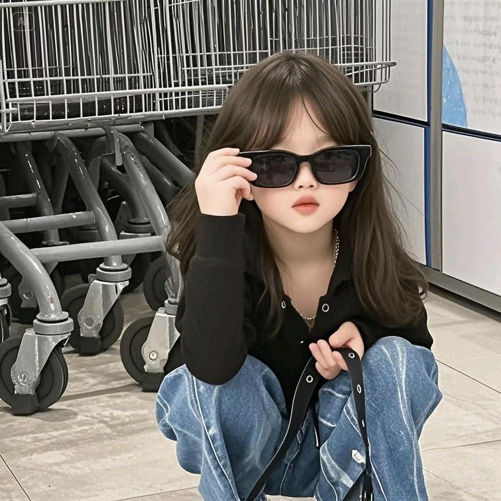 .。，