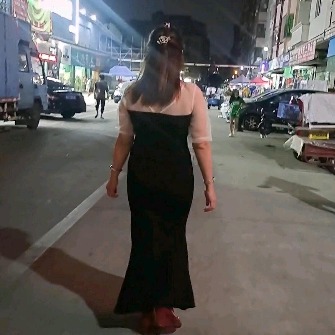 单身小姨