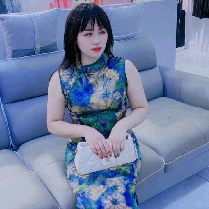 请叫我女王