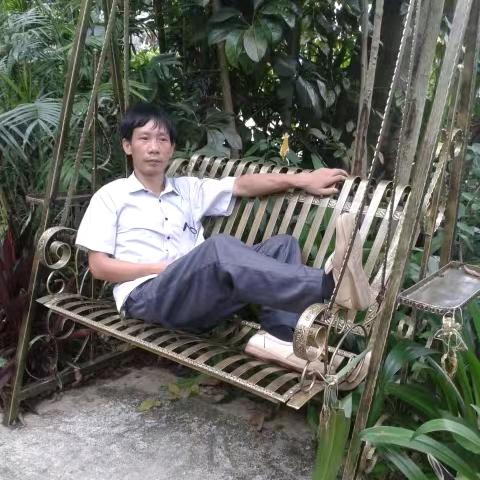 现代剧团黄万和