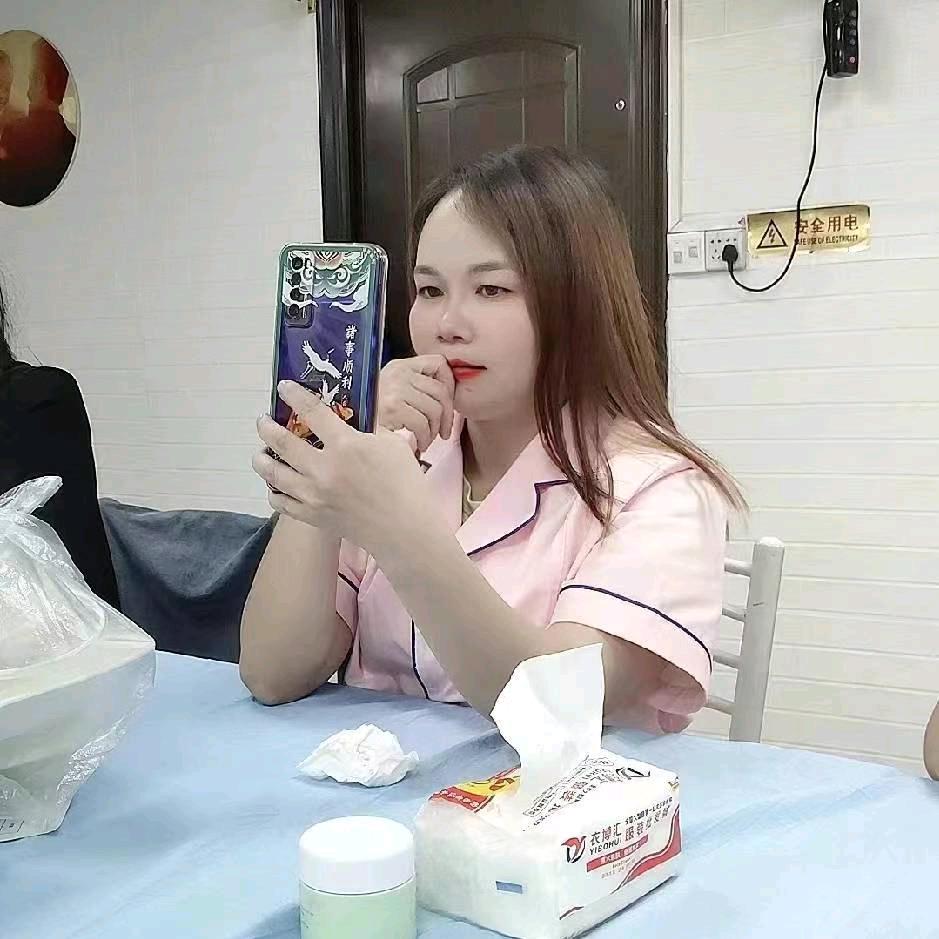 贵港市港北区鑫龙美发店（个体工商户）