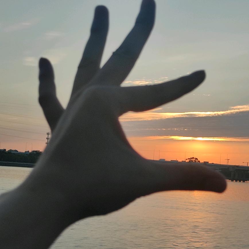 冰是浮着的水